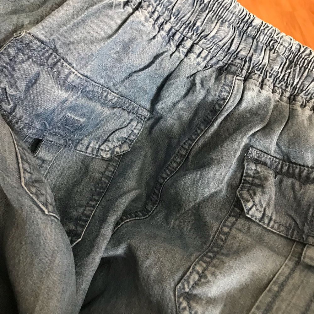 Best Seller💗Gorgeous denim wash joggers - Picture 3 of 10